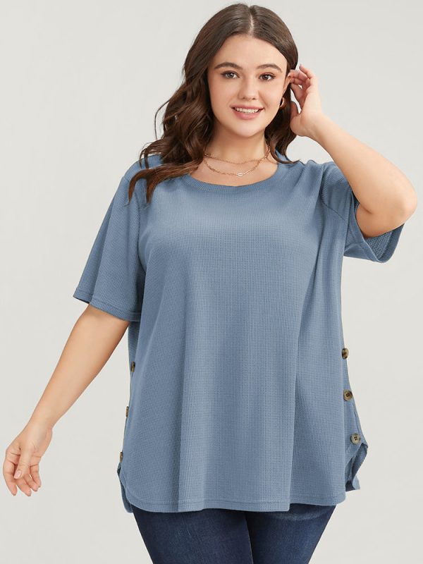 Plain Round Neck Button Detail Waffle Knit Tee