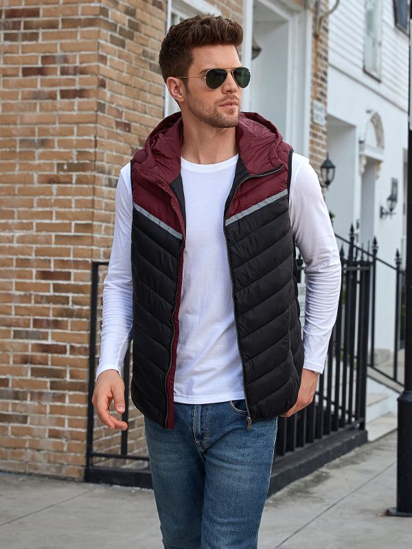 Color-blocked padded vest with a hat, short style, and added cotton.