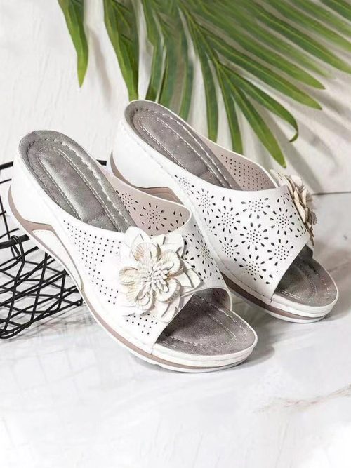 e4386a475a02bbef90e7d1648af193f1-1 Women's Wedge Heel Fish Mouth Cutout Flower Casual Sandals