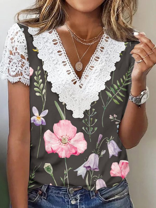 Women's Short Sleeve V Neck Lace Floral Printed Fashion Casual Top